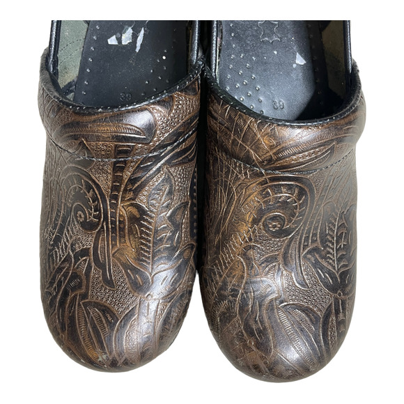 Dansko Professional Brown Tooled Floral Stamp Leather Clogs EU Size 39 US 8.5 - Picture 2 of 11